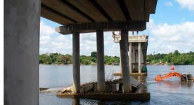 Heibel rond een brug