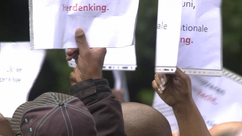 Protesten bij slavernijherdenking Amsterdam