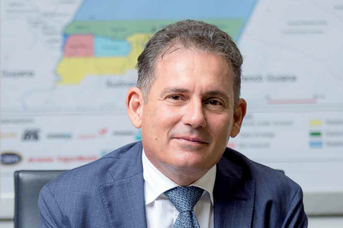 Staatsolie-directeur Rudolf Elias: ‘Geen samenwerking met Guyana’ - Parbode Sneak Peek